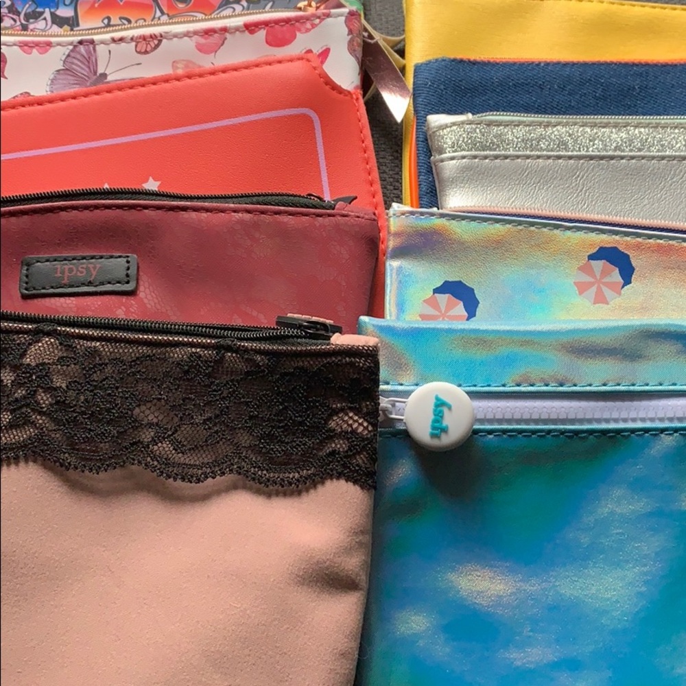 10 Ipsy bags